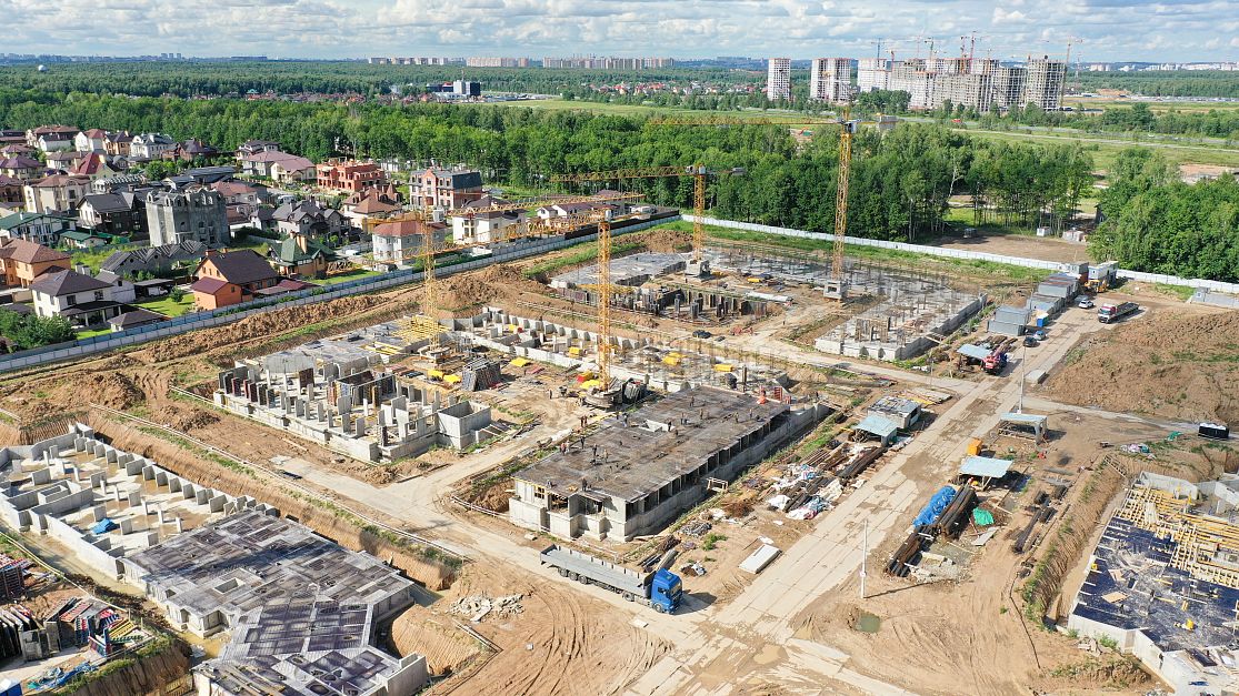 ЖК «Светлый мир «БиоПолис...» в июле